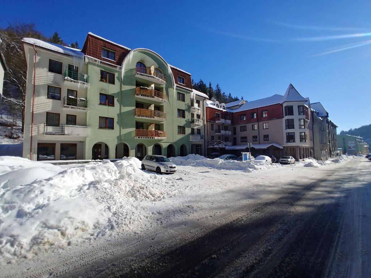 Lanovka Apartment ยาคีมอฟ ภายนอก รูปภาพ
